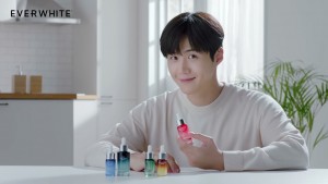 Ingin Kulit Wajah Cerah dan Alami Yuk Coba Gunakan Chromabright